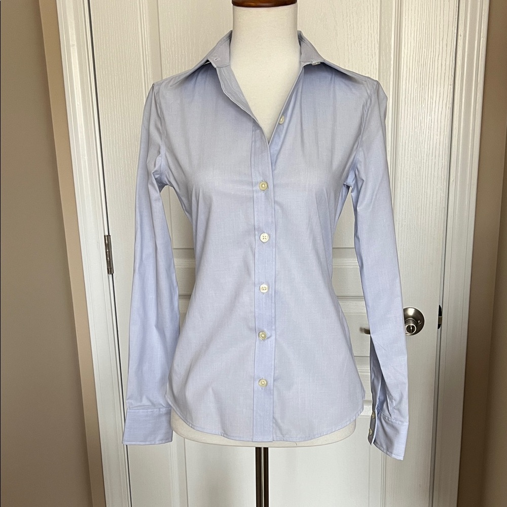 NWT Banana Republic light blue button down shirt 00